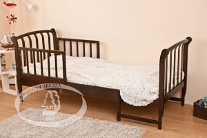 Красная Звезда детская кровать раздвижная с барьером Савелий С 823