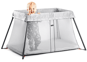 BabyBjorn манеж Travel Crib Light