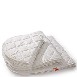 Leander матрасик стеганый овальный Бэби для кроватки Leander 70х150 см (арт. 404153)